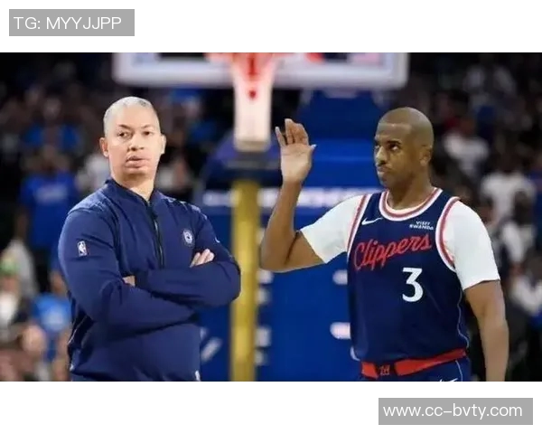 保罗与快船矛盾难解背后原因揭秘泰伦卢回应引发热议