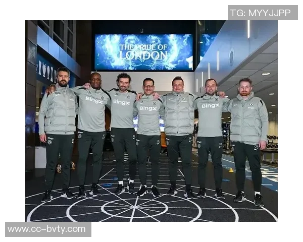 罗塞尼尔亲自发出邀请麦克法兰即将加入蓝军一线队教练组